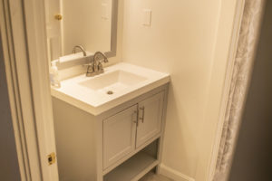 unit 2 bath 1 pic 1
