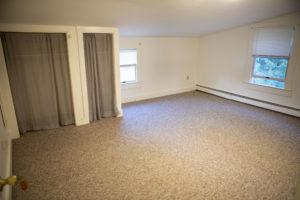 unit 2 double bed pic 2